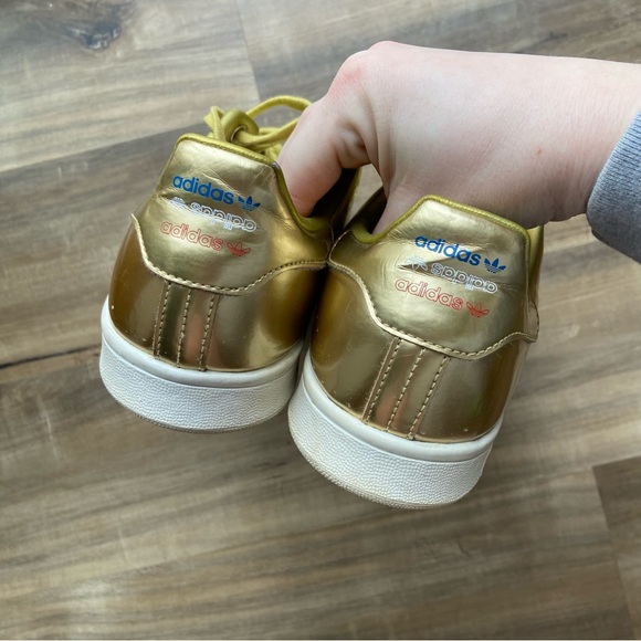 Adidas Stan Smith Gold Sneakers | Women’s 9.5 | Mens 8 - Picture 4 of 6